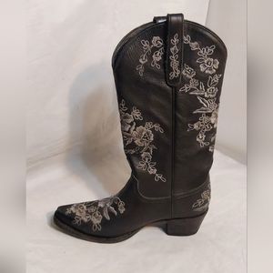 LANE COWGIRL EMBROIDERED  WESTERN TALL FARMHOUSE BOOTS SIZE 9B